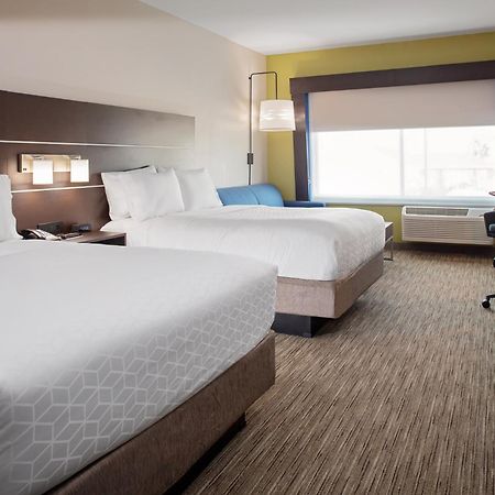 Holiday Inn Express & Suites - El Paso North By Ihg Exterior photo